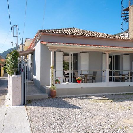 Fouki Studio Ipsos Beach Exterior foto