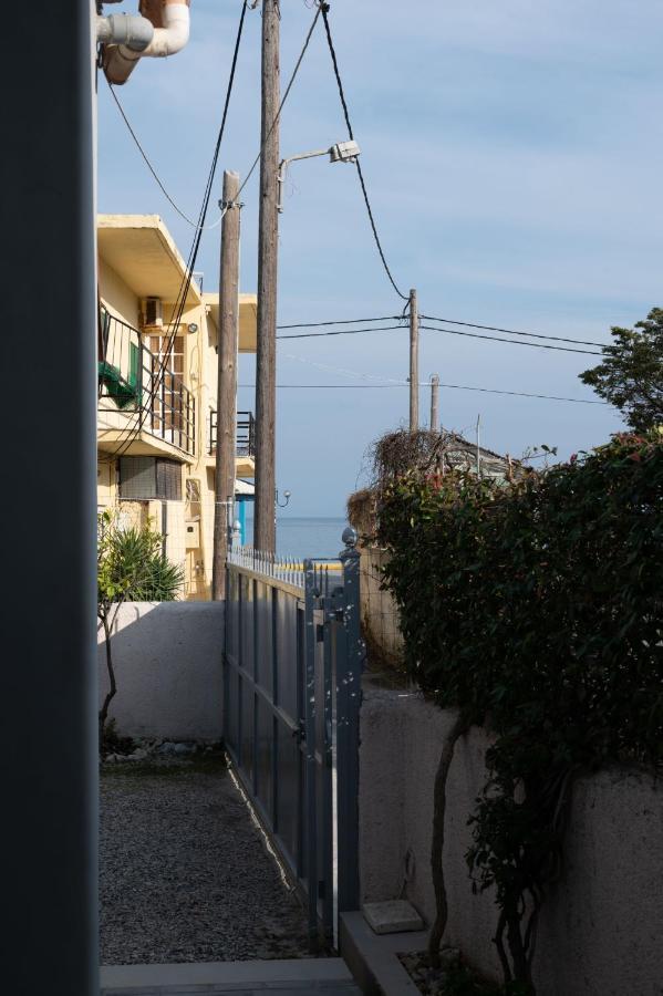 Fouki Studio Ipsos Beach Exterior foto