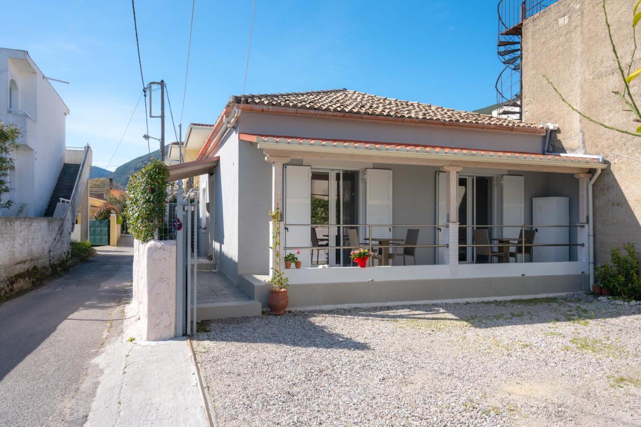 Fouki Studio Ipsos Beach Exterior foto